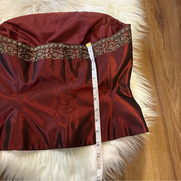 Ann Taylor Y2K Maroon Tube Top Cropped Size 4 - Picture 4 of 6